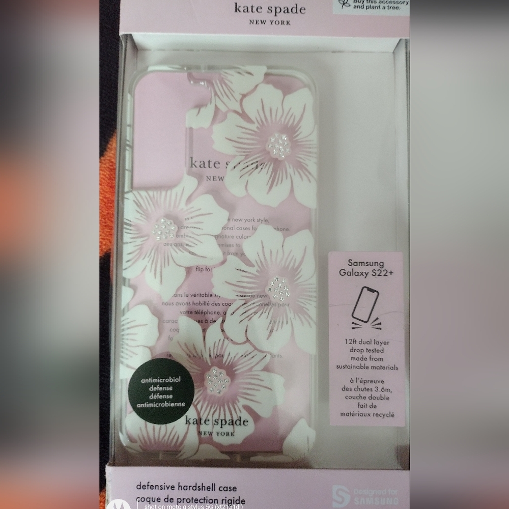 NIB Kate Spade phone cover for an Galaxy S22+.Opened never used. 2/$30